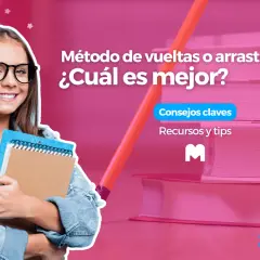 Niña sonriente con gafas y cuadernos, discutiendo el **sistema de vueltas estudio**. Consejos clave y recursos para aprender.