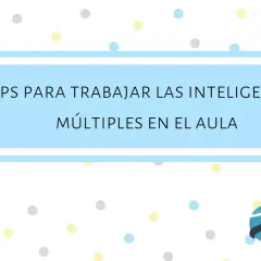 Niño feliz celebra tips para trabajar los tipos de inteligencias múltiples en el aula.