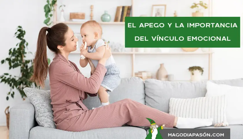 Madre e hijo jugando, creando una fuerte conexión emocional. El apego y la importancia del vínculo emocional.